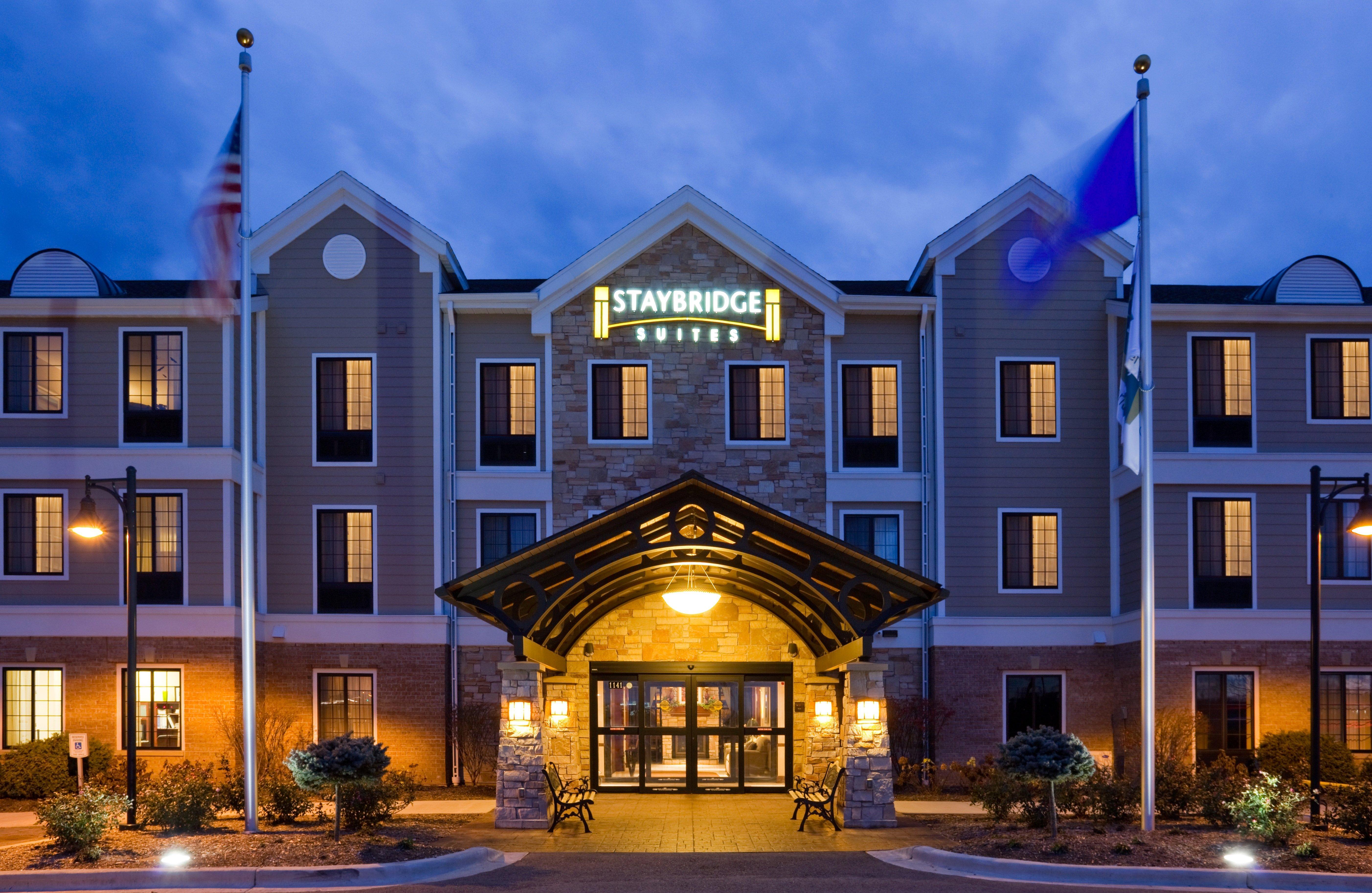 Staybridge Suites Milwaukee West-Oconomowoc By Ihg Kültér fotó