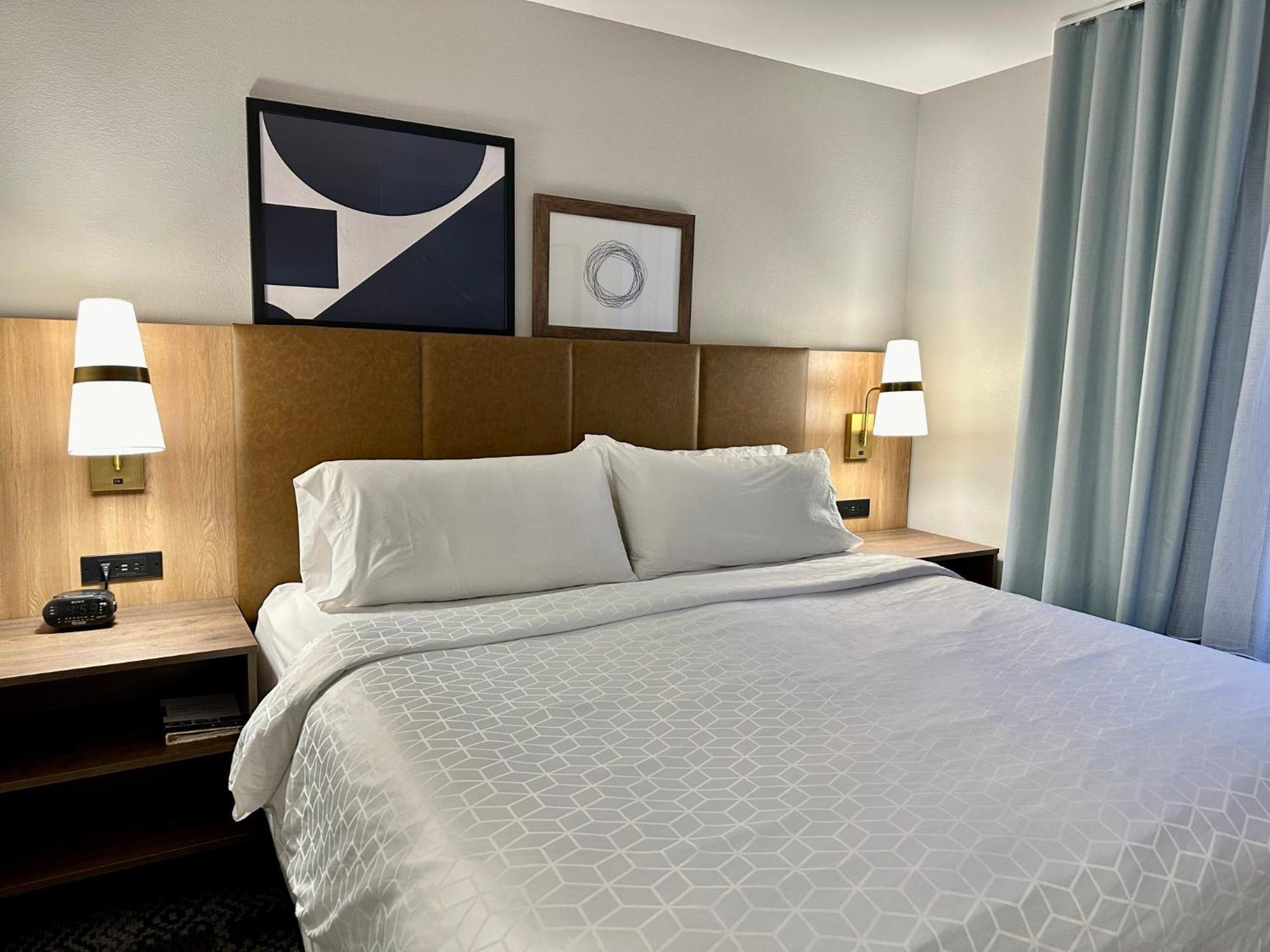 Staybridge Suites Milwaukee West-Oconomowoc By Ihg Kültér fotó