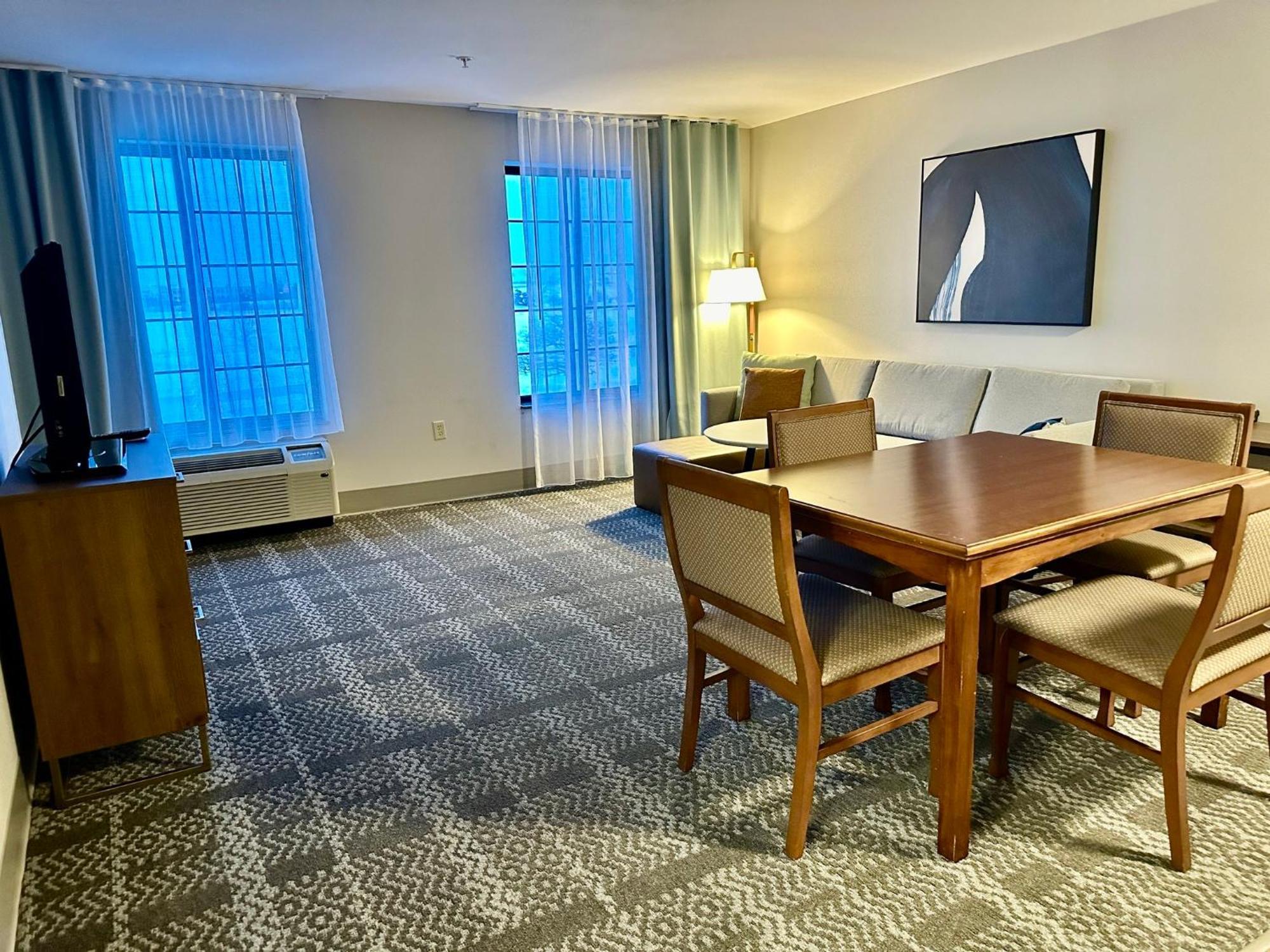 Staybridge Suites Milwaukee West-Oconomowoc By Ihg Kültér fotó