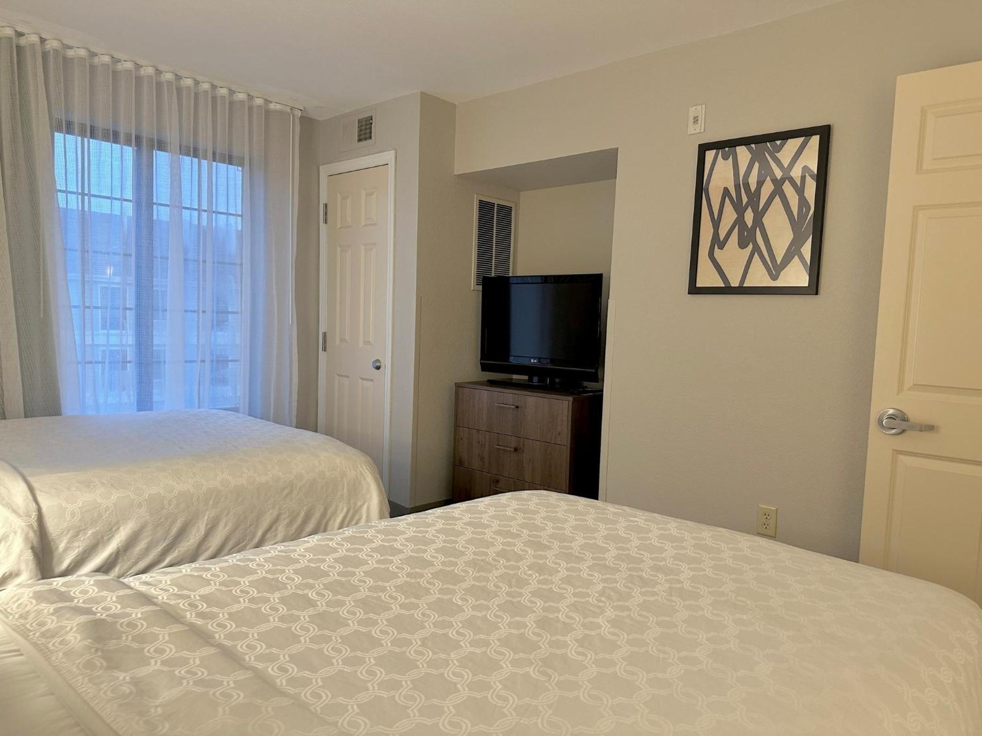 Staybridge Suites Milwaukee West-Oconomowoc By Ihg Kültér fotó
