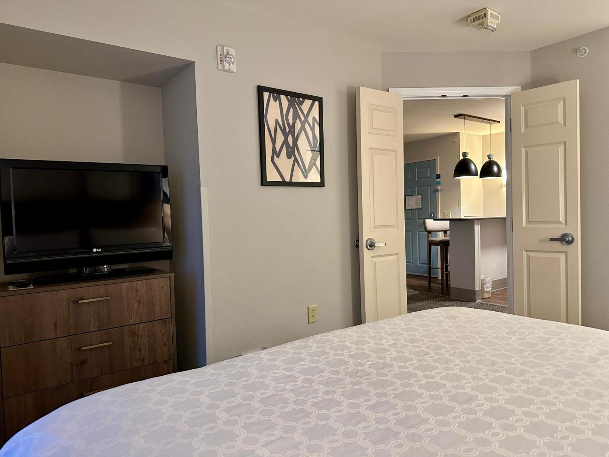 Staybridge Suites Milwaukee West-Oconomowoc By Ihg Kültér fotó