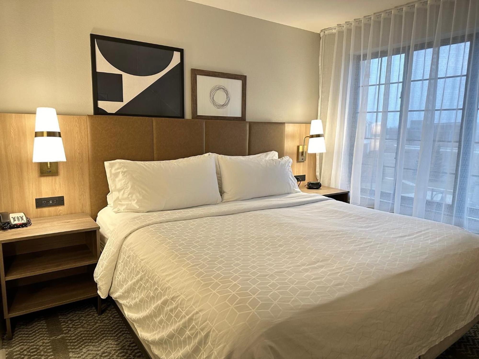 Staybridge Suites Milwaukee West-Oconomowoc By Ihg Kültér fotó