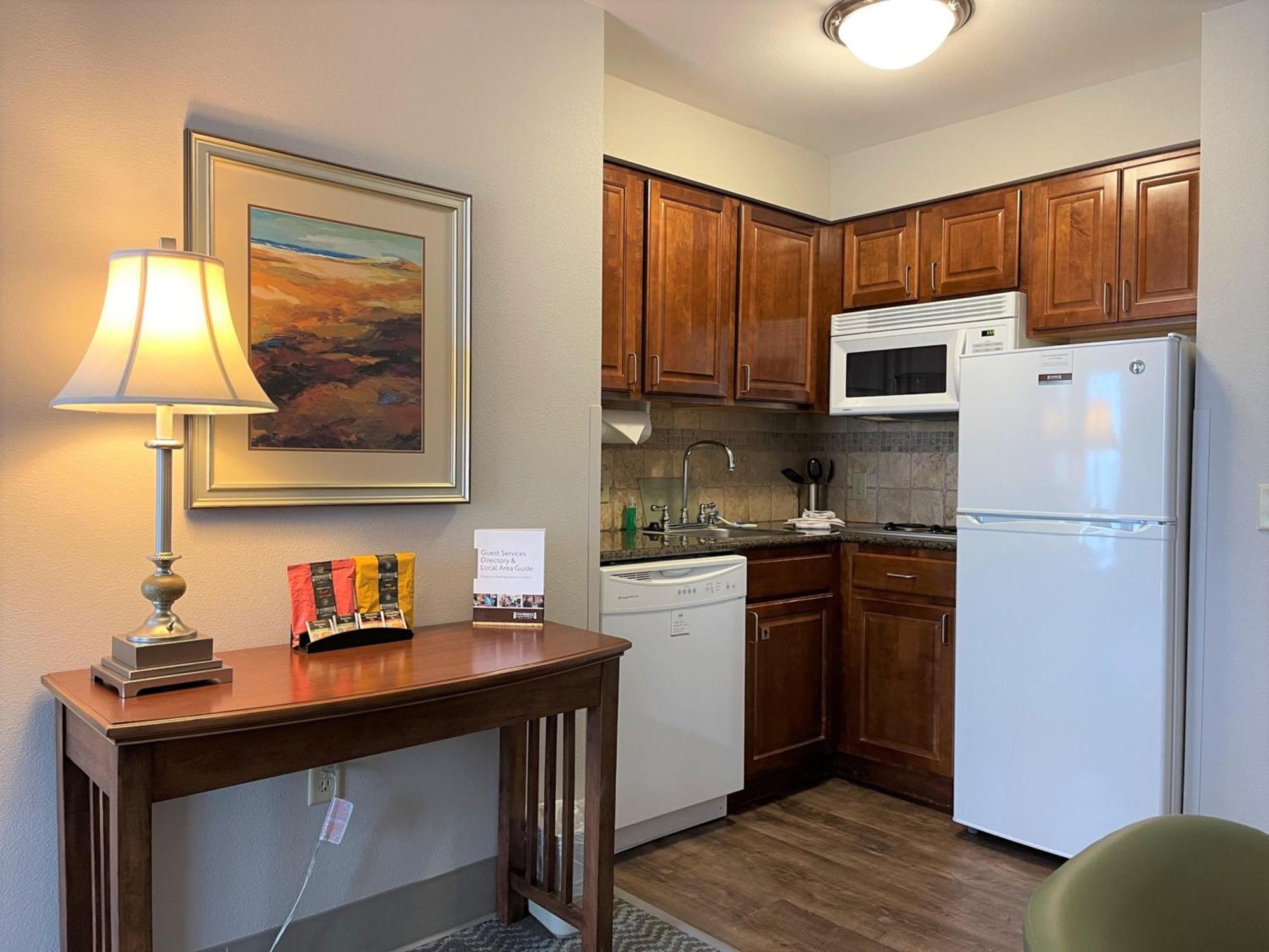 Staybridge Suites Milwaukee West-Oconomowoc By Ihg Kültér fotó